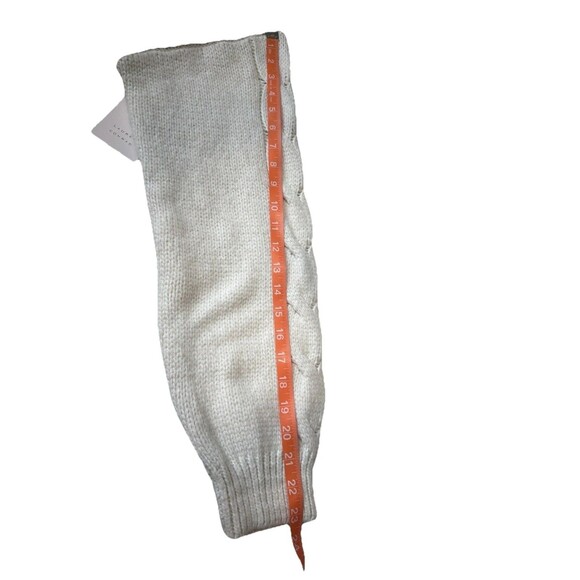 Women's LC Lauren Conrad Sweater Size Large White Cream Cable Knit Crewneck - Picture 10 of 13